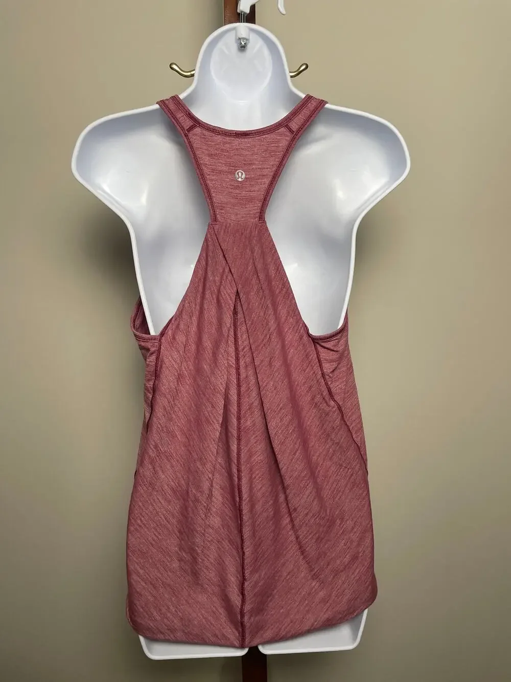 Lululemon Size M Activewear Tank Heathered Burgundy Racerback